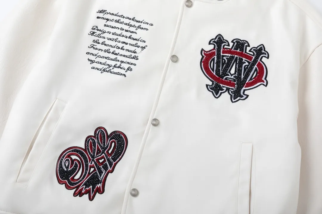 S66#P670, offwhite heavy-duty embroidery patchwork leather high-temperature hot-scaling crystal diamond baseball jersey. The body is made of woolen fabric. Couple style jacket. White size: S M L XL